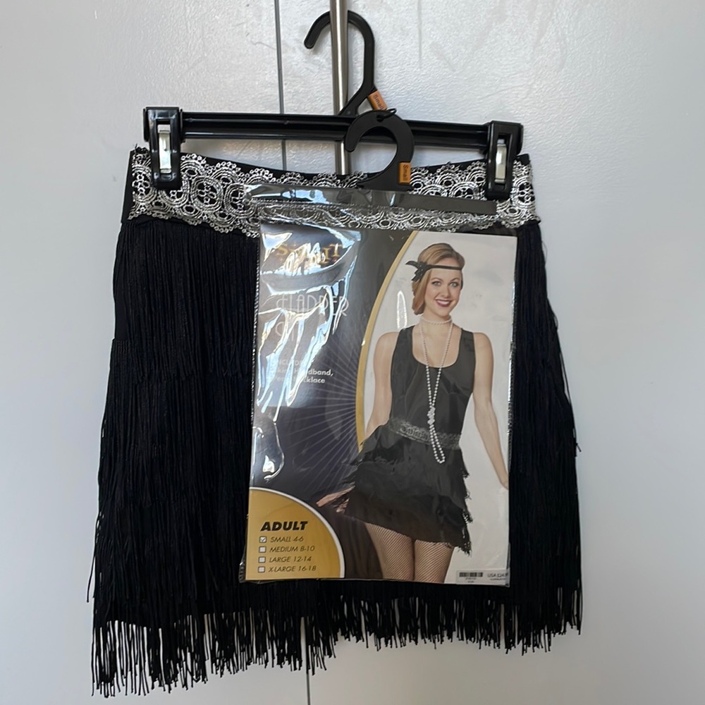 Flapper Halloween costume. Size small women.